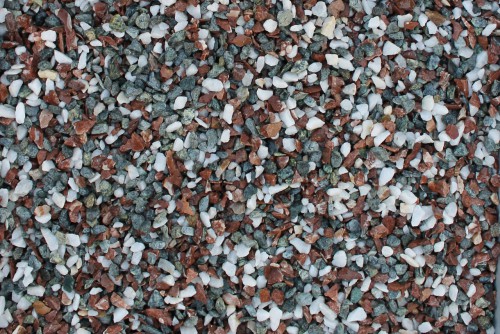  Мраморная крошка (щебень крошка микс: белый-зеленый-розовый) фр. 5-10 мм  купить  в Ростове мрамор белый, зеленый, розовый, разноцветный, молочный декоративная ландшафтная мраморная крошка 9500 руб/т   фото 