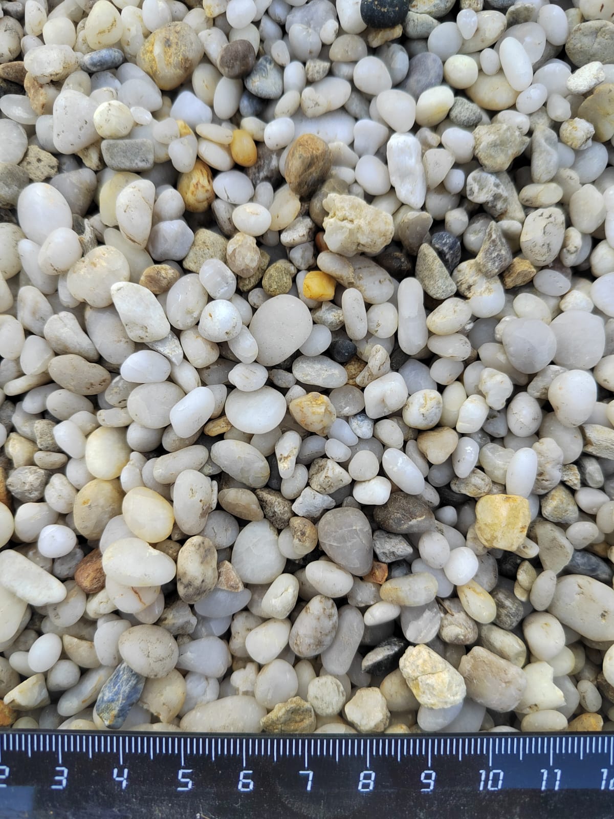 фото Галька крымская жемчужная фр. 5-10 мм. в интернет-портале 