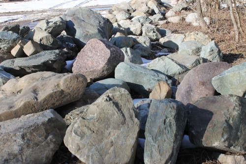  Гранит скальник (серо-зеленый) фр. 500-1500 мм.  купить в Ростове гранит мрамор  серый зеленый темно-серый глыба скальная колотая ландшафтная 7 500 руб/т   фото 