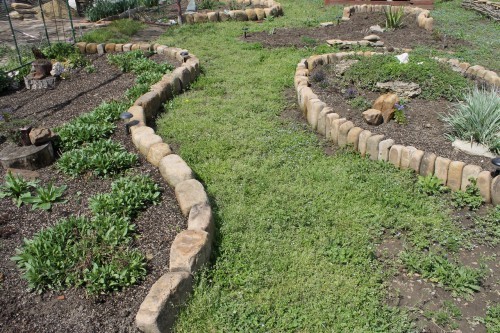 Песчаник для строительства и кладки блочный (фр 100-200 мм)  купить  в Ростове песчаник бежевый серый рыжий валун мелкий для строительства песчаник 6500 руб/т   фото 