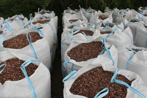  Мраморная крошка (щебень крошка розовый) фр. 10-20 мм.  купить  в Ростове мрамор розовый, красный каменная декоративная крошка ландшафтная 7700 руб/т   фото 