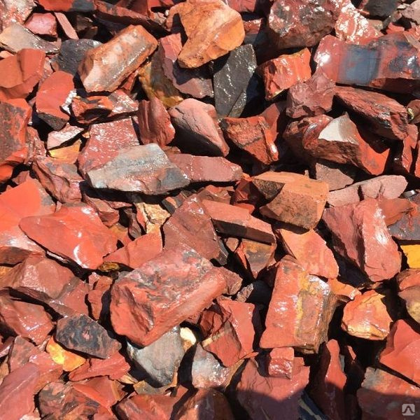  Щебень крошка красный (ЯШМА) фр. 5-10 мм.  купить  в Ростове крошка каменная яшмы красный, бордовый, темно-красный декоративная крошка ландшафтная каменная яшмоидная 6 600 руб/т   фото 